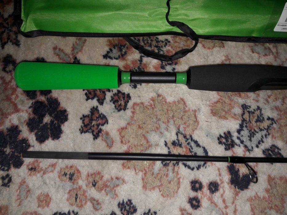 Спининг въдица Delphin Wasabi