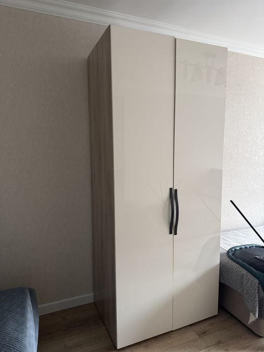 Шкаф для одежды и вещей