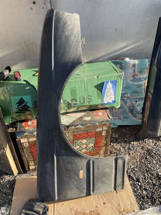 Продам крыло для БМВ Е34 рест.