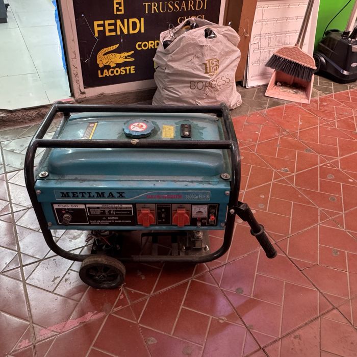 Generator benzindayam gazdayam ishlidi