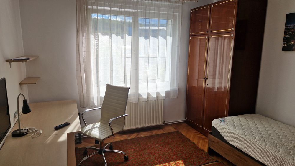 ATENȚIE(toate cheltuielile incluse) Minigarsonieră de închiriat