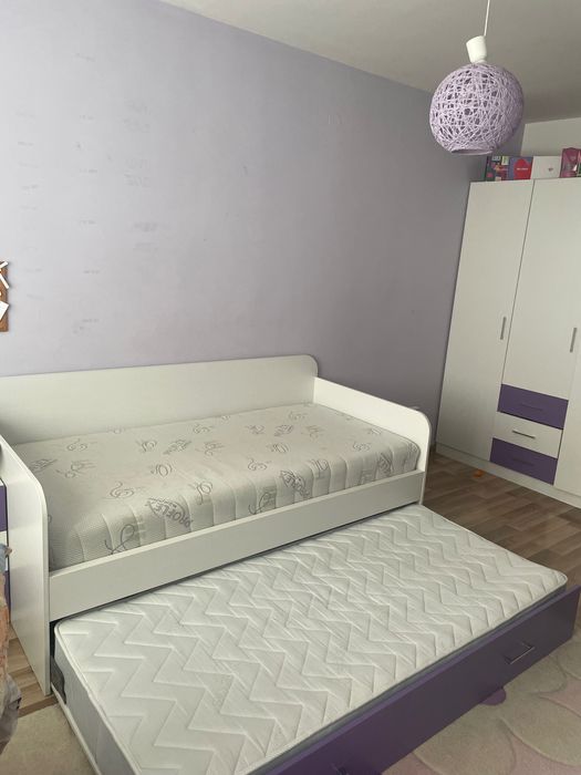 Двойно легло с два матрака