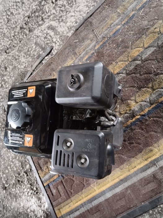 Продам двигатель мотоблок