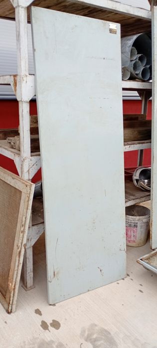 Panou tablă (ușa tablă)