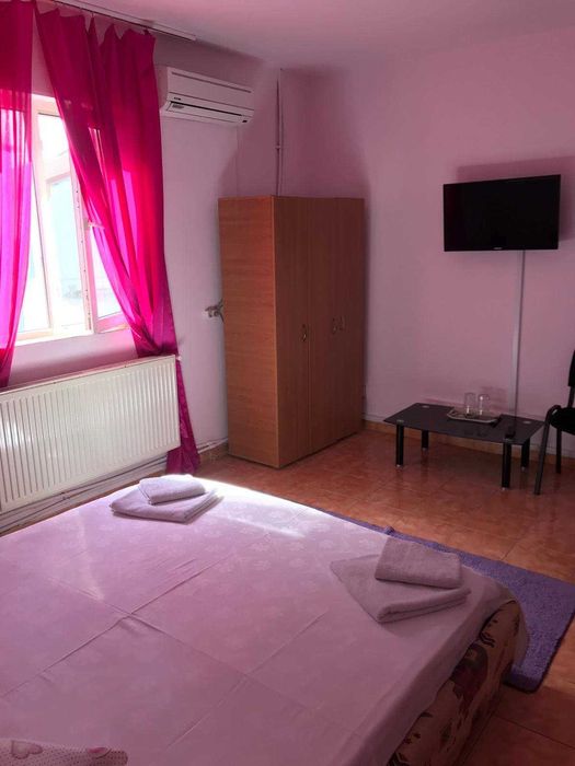 Militari, Apusului regim hotelier