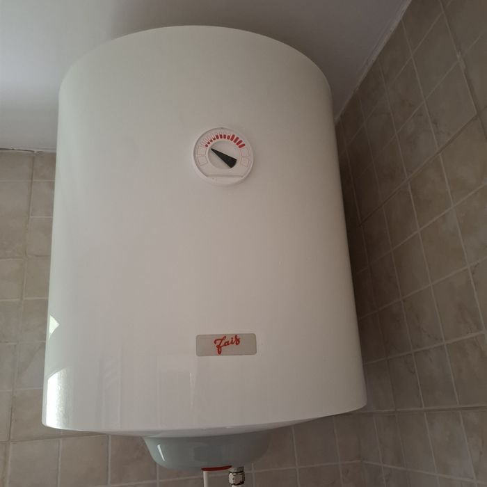 Vând boiler 80L in stare foarte buna