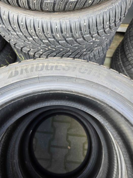 Anvelope Vara Noi Bridgestone 215 45 17