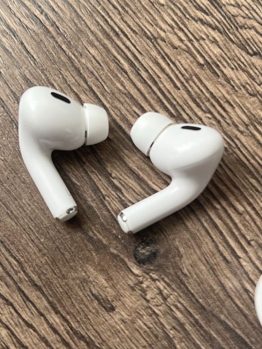 Airpods pro 2                   ,
