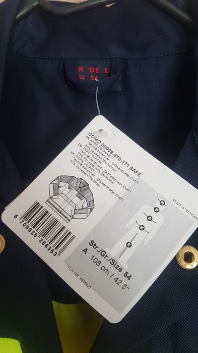 Vand doua șalopete și o jachetă!