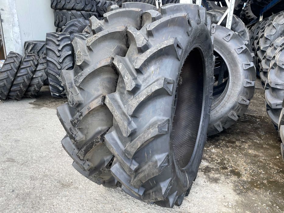 11.2-28 Ascenso Cauiciuicuri agricole de tractor fata 8PR