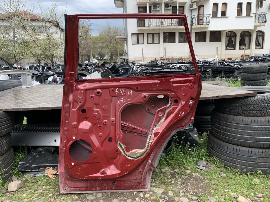 Врата Toyota Rav 4
