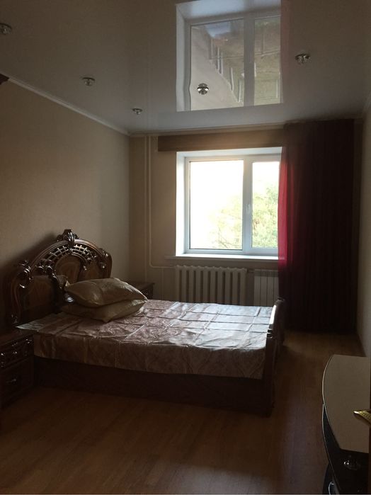 Сдам 3 комн. квартиру в Центре