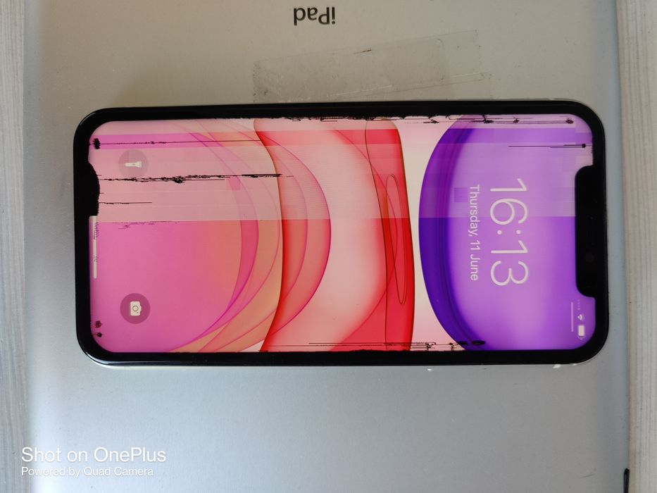 iPhone 11 128gb място