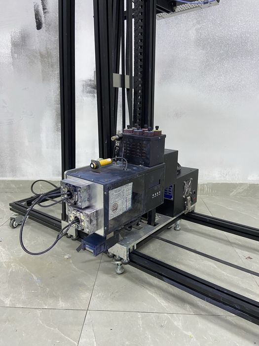 Настенный принер