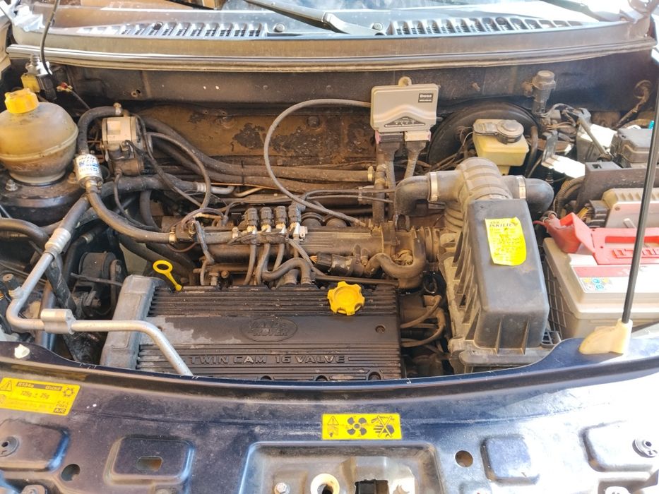 Land Rover Freelander 2000 г., газ