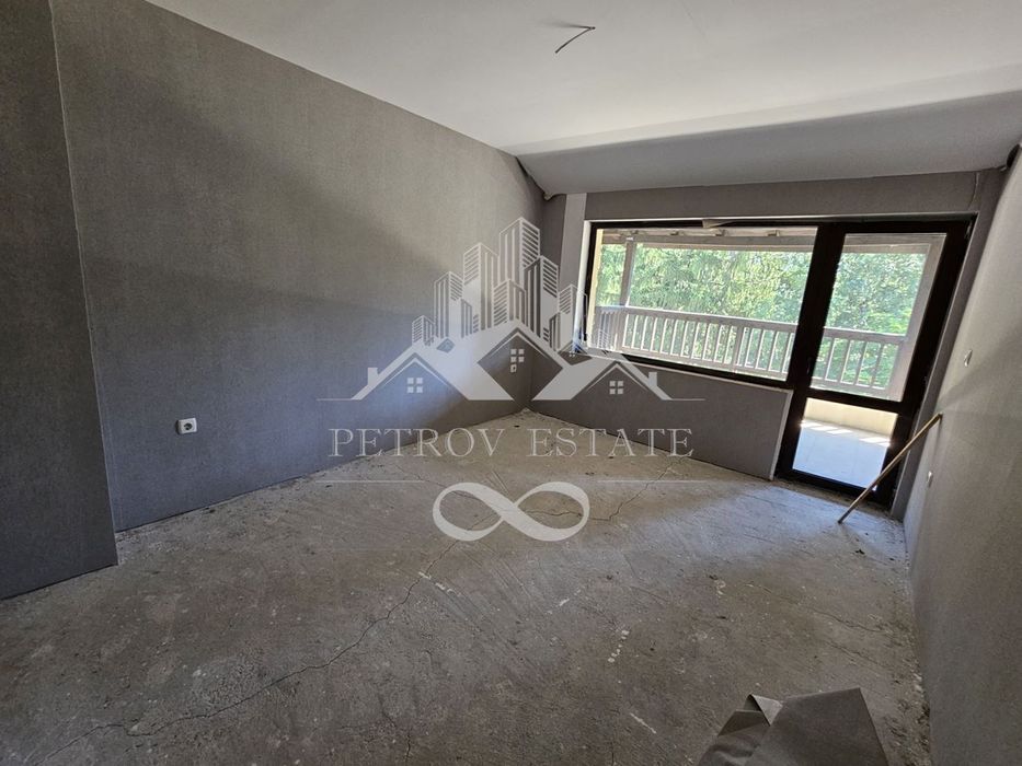 Продава се Тристаен апартамент в Велинград - 122 кв.м за 902 €/кв.м - Снимка #4