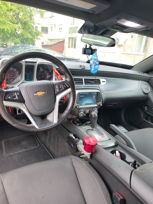 Vând Chevrolet Camaro Zl1