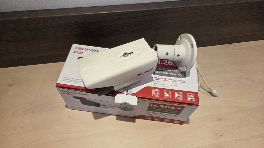 Camera Hikvision IP Bullet 8MP 4K, IR 50m, lentila 2.8mm, PoE, Folosit