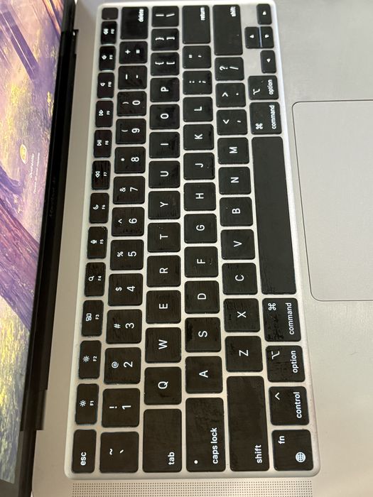 Macbook air 13 m1 256