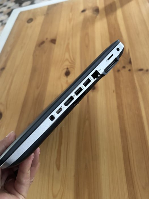 Hp 15,6 inch• i5-6200u•8gb DDR4•SSD•Usb C, Taste luminate•Bateria 4h