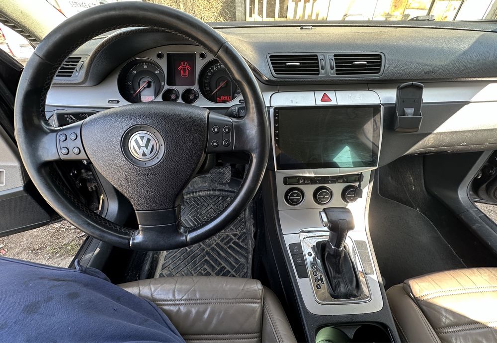 Dezmembrez Dezmembrari Passat b6 1.9BXE  2.0BKP 2.0BMP 4x4 LC8Z LC9X