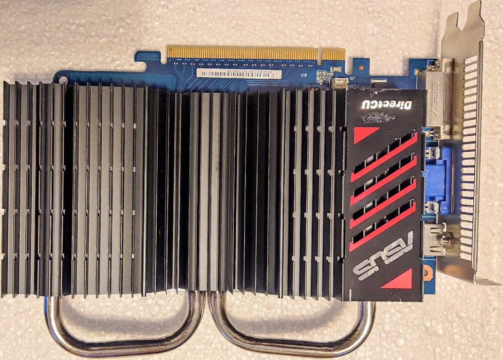 Placa video light gaming Asus Nvidia GT440,1G, DDR3,128 bit HDMI