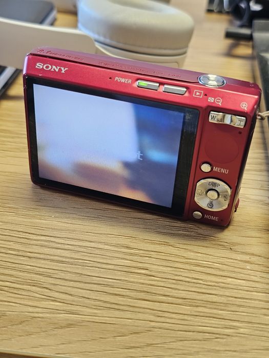 Sony Cyber-shot DSC-T100 (цикламен цвят) – фотоапарат