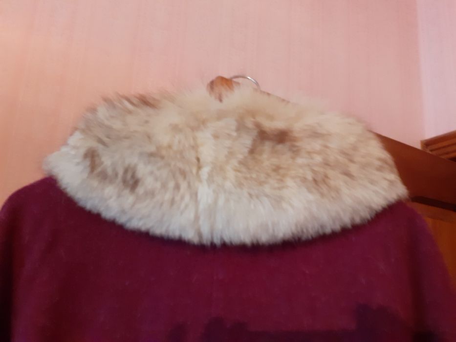 Palton dama, cu guler blana de vulpe polara