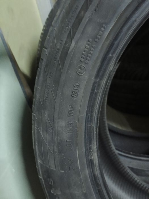Шины летние 275/45R21