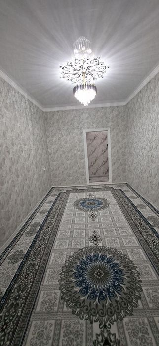 Navoiy shahrida arzon narhda uy sotiladi  1 xona 2 xona qilingan