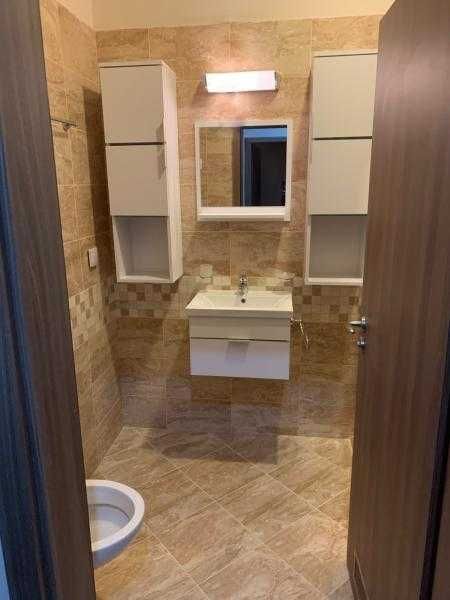 Дава се под наем Двустаен апартамент в Бургас, Зорница - 70 кв.м за 459 € - Снимка #3