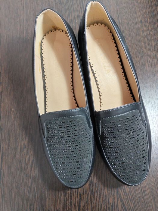 Продам туфли новые