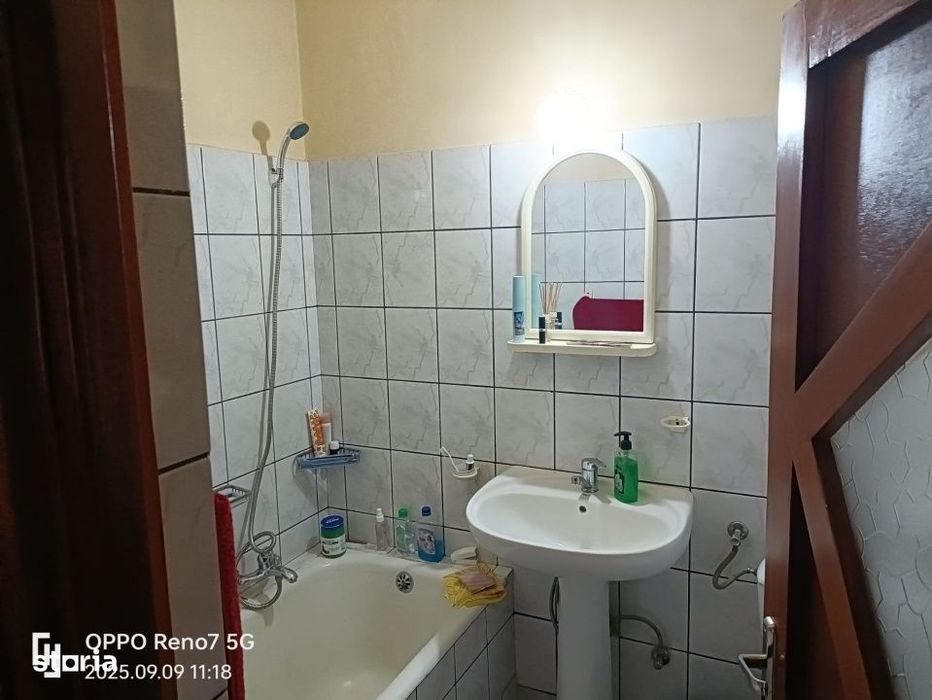 Casa de vanzare in Reghin zona centrala.