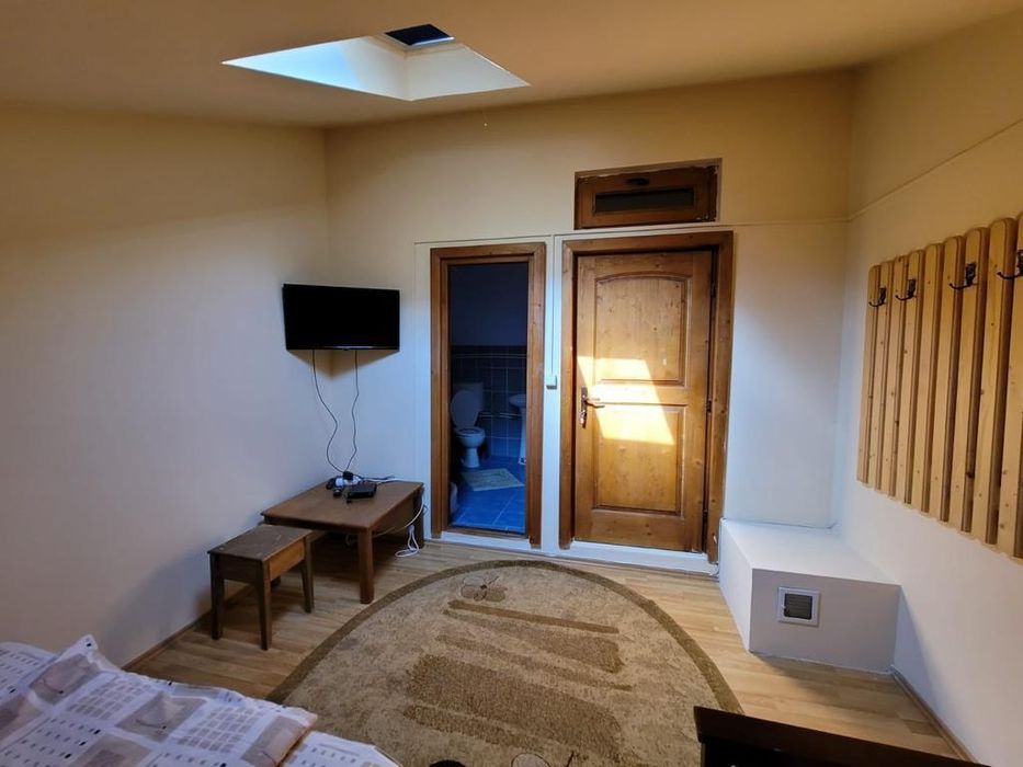 Cabana rustica de închiriat in munții Apuseni