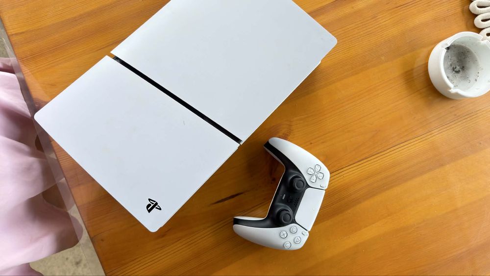 Playstation 5 - чисто нов!