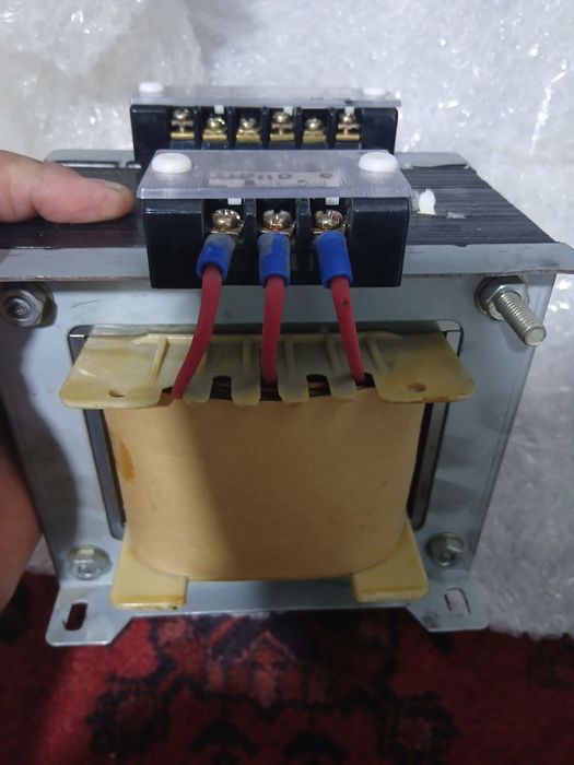 Трансформаторча сотилади холати Зур мисдан килинган