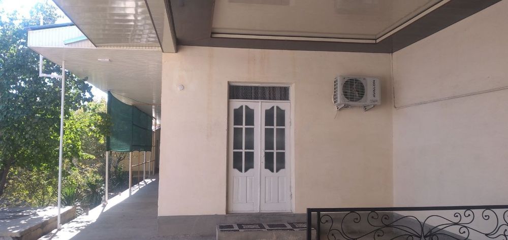 Hovli sotiladi 8 sotix Vatstroy ohrida