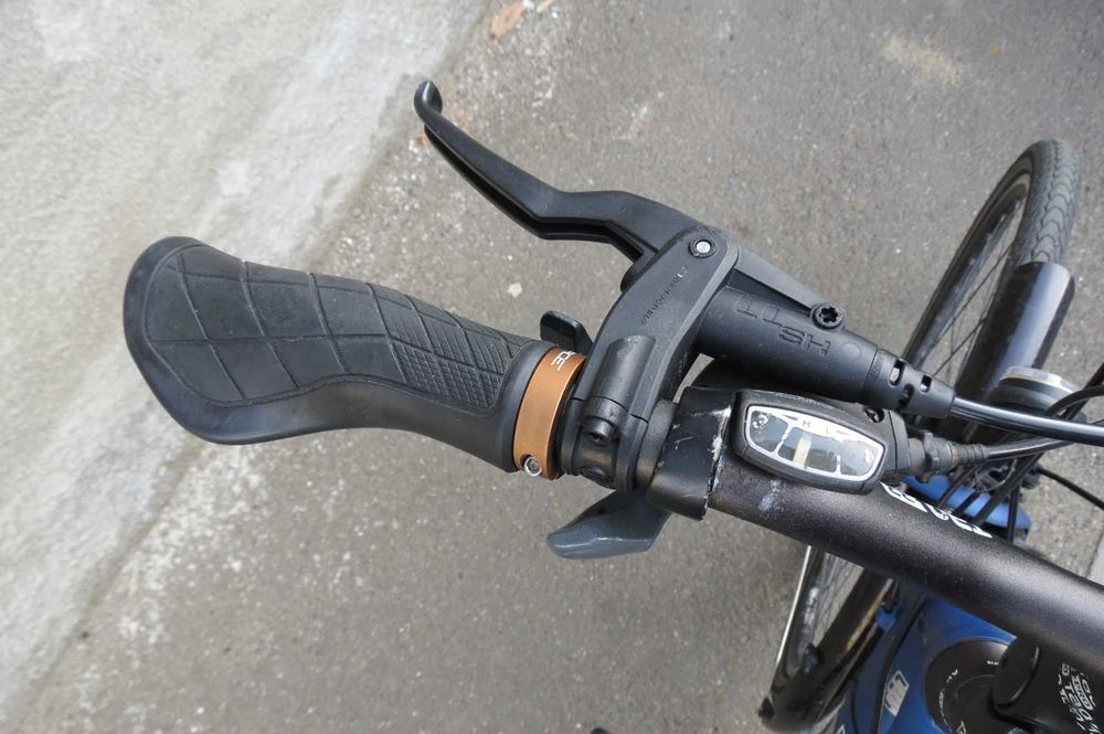 Bicicleta Trekking Centurion