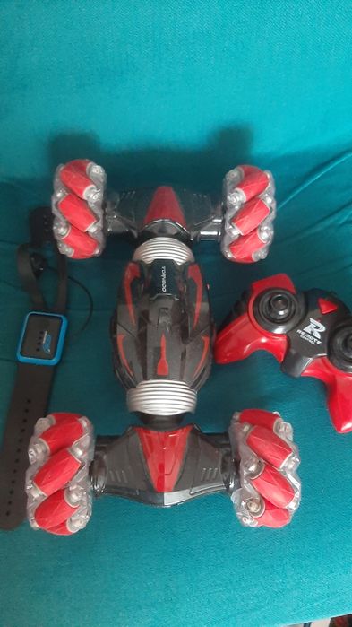 Продам машину на пульте