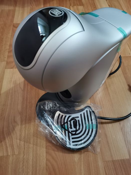 Кафе машина NESCAFE Dolce Gusto GENIO S Touch