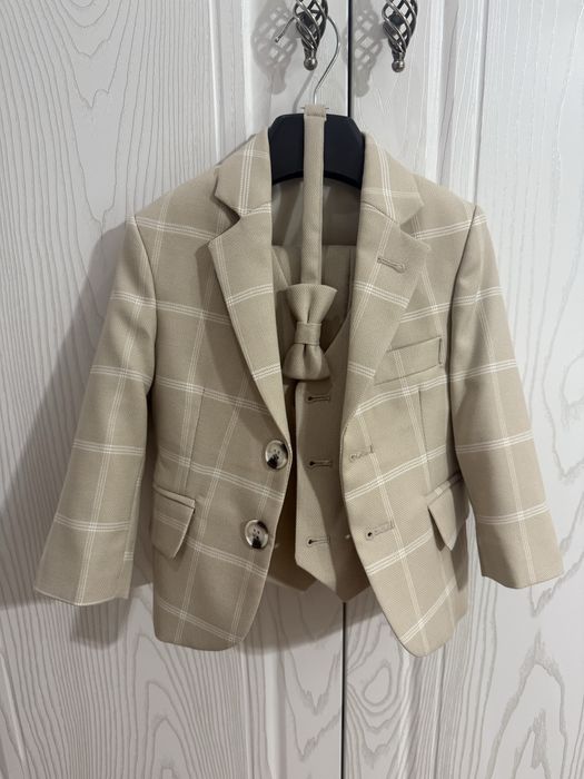 Официален детски костюм 80см