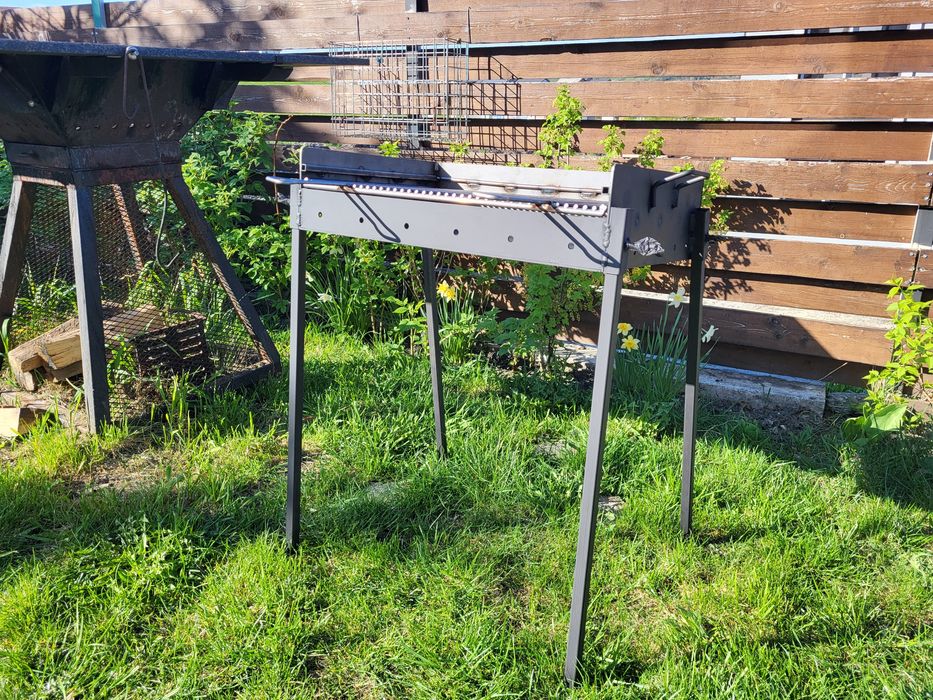 Gratar  Grill 600x400-3 mm Vopsit termorezistent