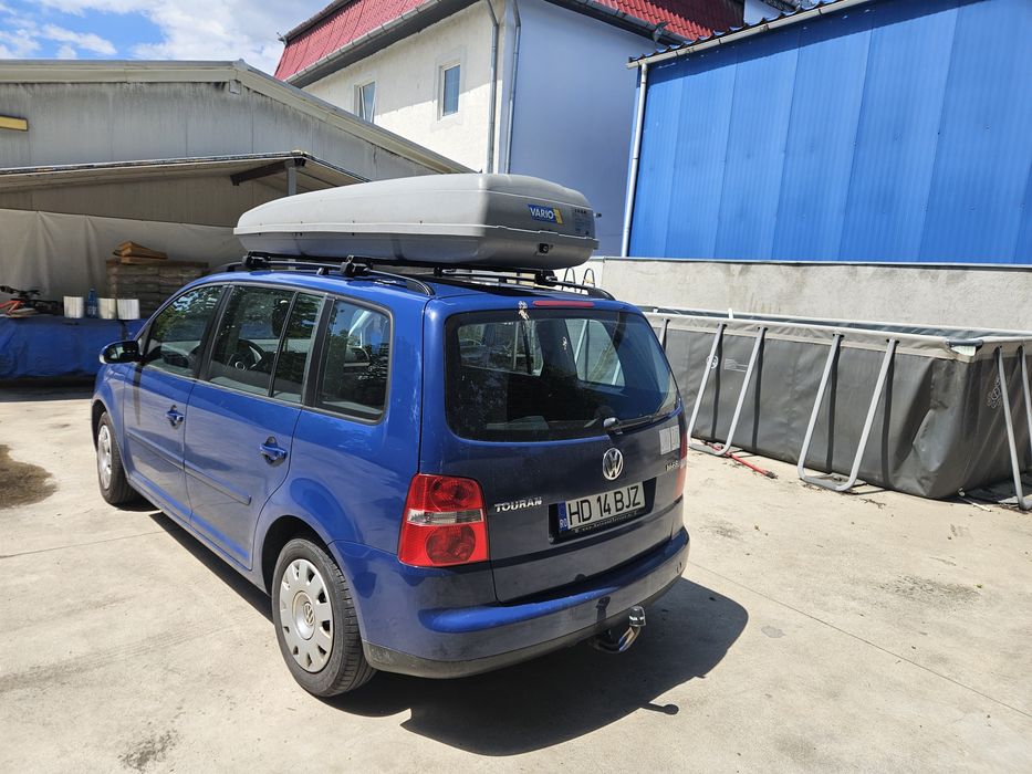 Vw touran 7 locuri 1.6 fsi 115 cp stare foarte buna ingrijita accept orice test 260 mii km