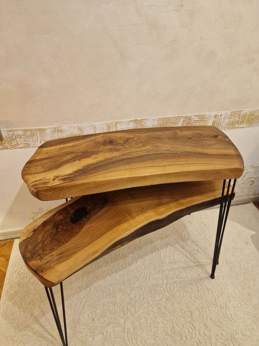 Два сета от маси с орехов плот