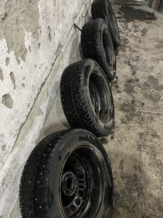 Подам шины с дисками