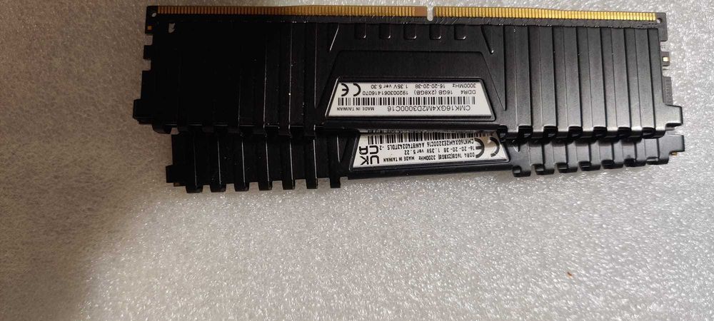 kingston ddr4 2400 second hand si noi de vanzare • Anunturi • OLX.ro