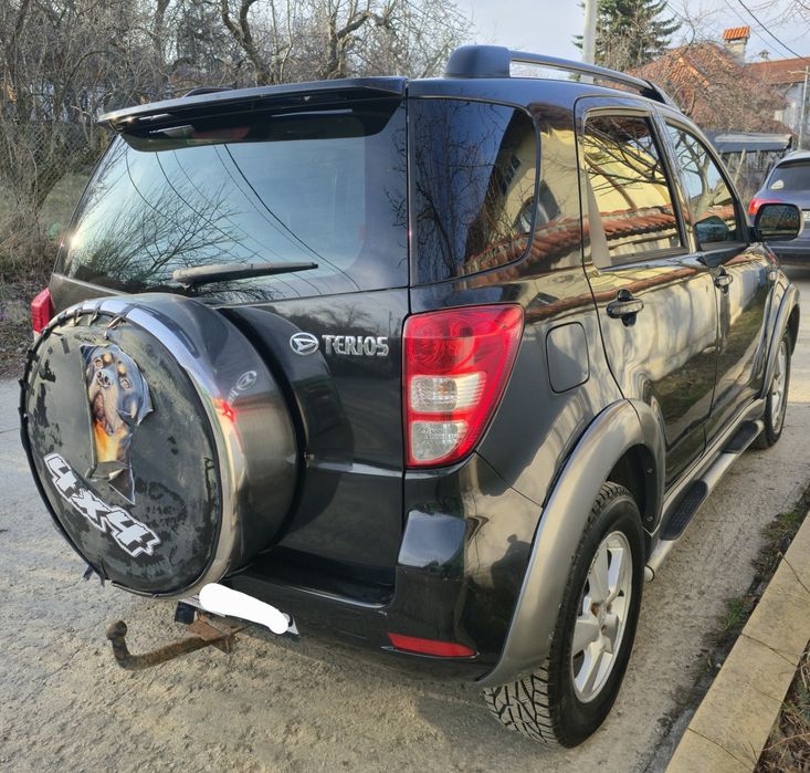 Джип Daihatsu Terios