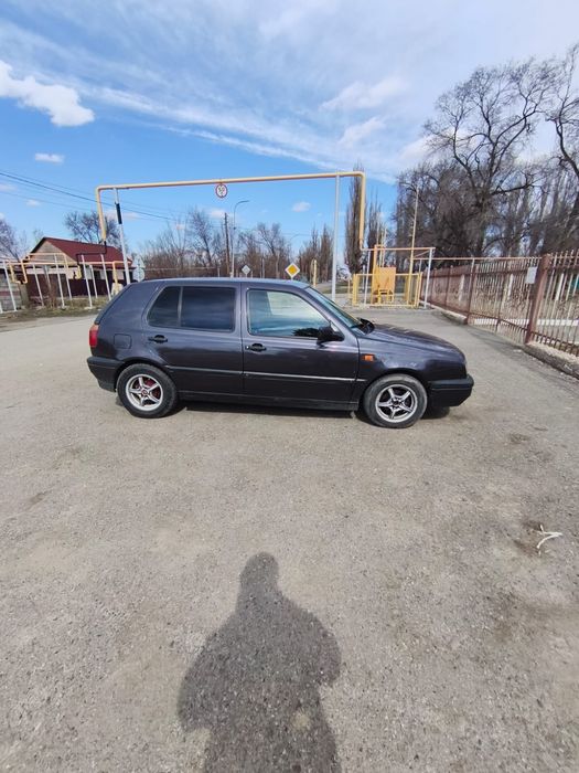 Продам гольф 3 в хорошем состоянии.