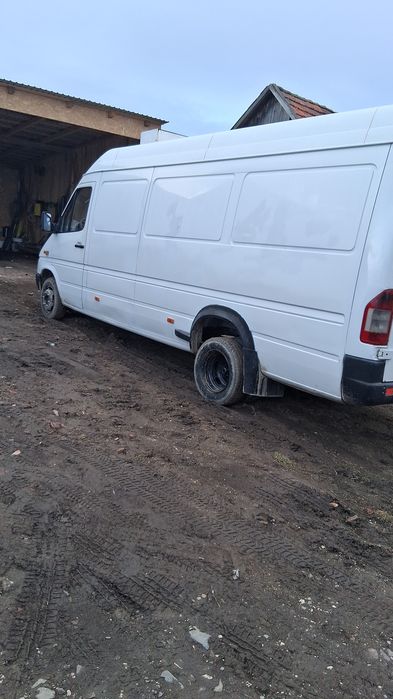 Mercedes sprinter 413