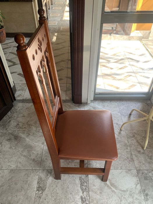 Продам столы стулья